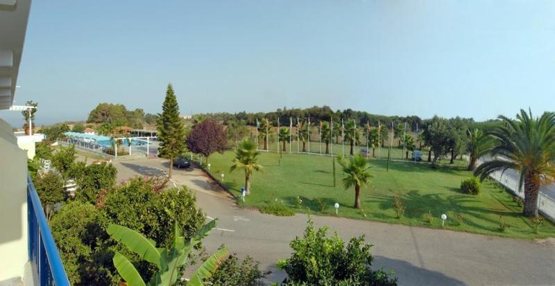 Lintzi Hotel Аркуді Екстер'єр фото