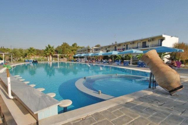 Lintzi Hotel Аркуді Екстер'єр фото